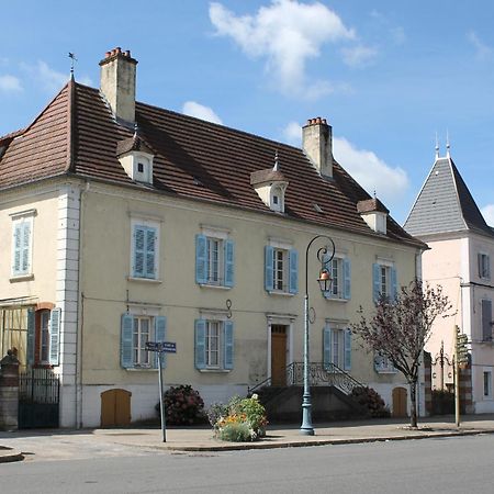 Chambres D'Hotes La Distillerie B&B Saint-Germain-du-Bois Екстериор снимка