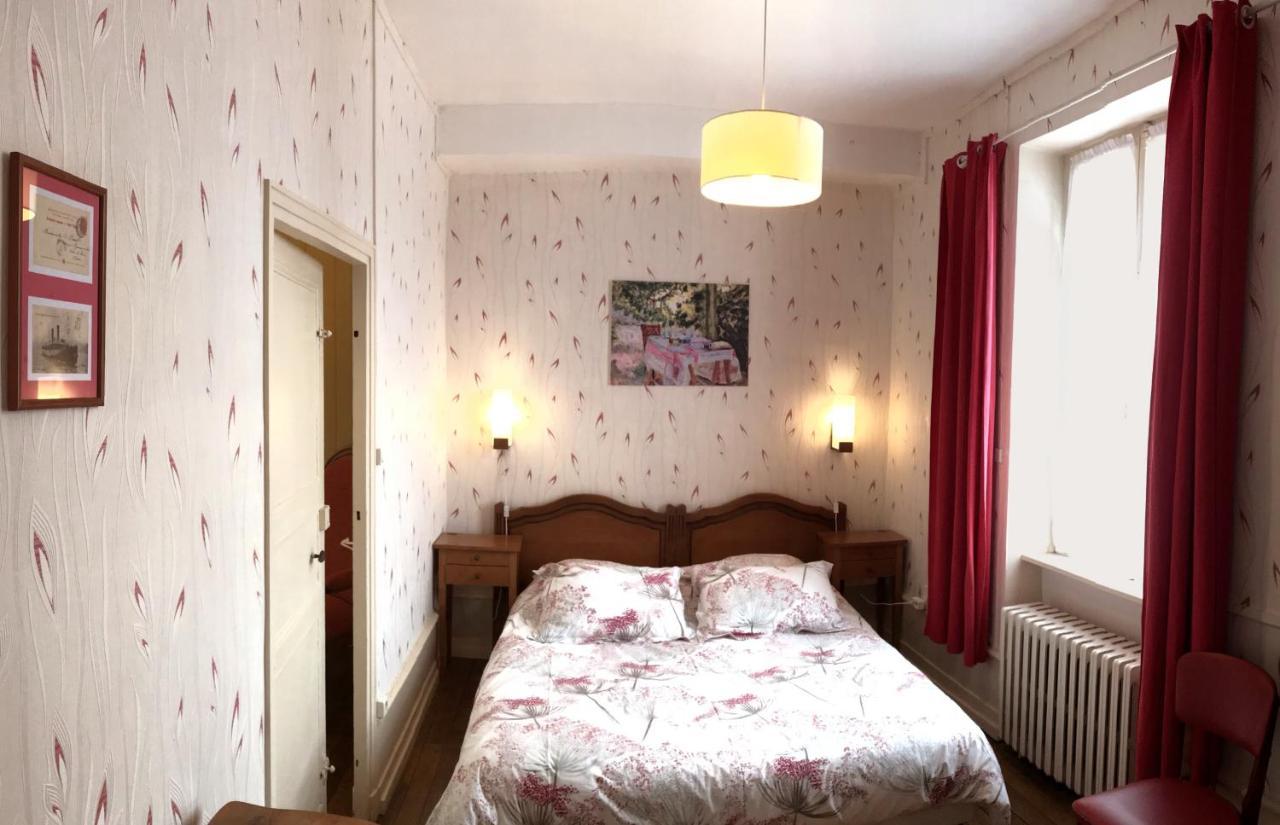 Chambres D'Hotes La Distillerie B&B Saint-Germain-du-Bois Екстериор снимка