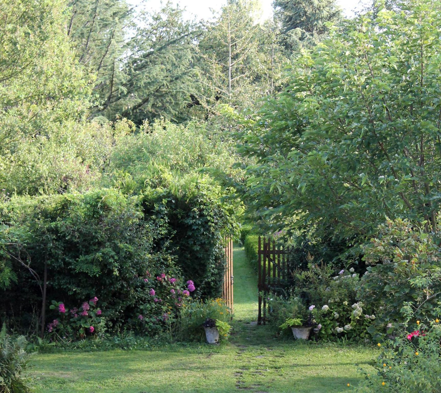 Chambres D'Hotes La Distillerie B&B Saint-Germain-du-Bois Екстериор снимка